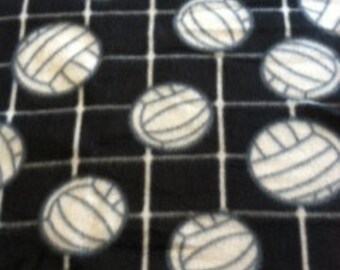 RaToob, White Volleyballs on Black