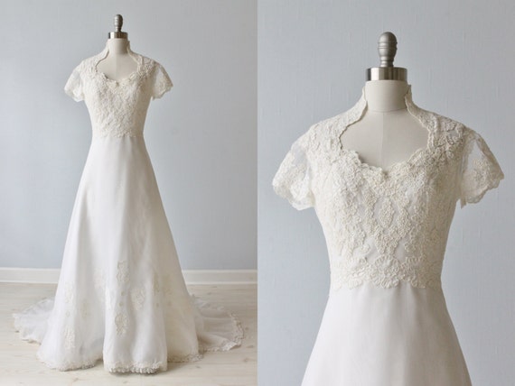 1970s Wedding  Dresses  Vintage 70s Wedding  Gown Boho  Lace