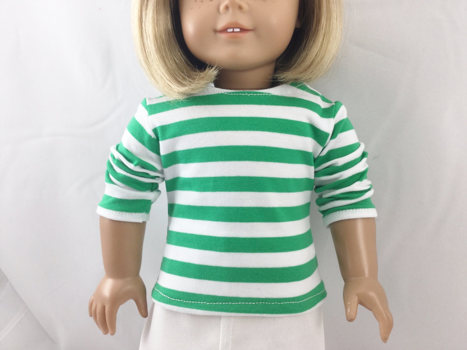 Fits American Girl Doll 18 T shirt Green and by dressurdolly2