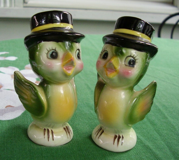 Vintage Gay Couple Birds Salt And Pepper Shakers Wedding