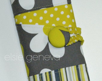 Crochet Hook Case Organizer Grey and Yellow Daisies Magnetic Snap Closure or Polymer Handles or Tunisian