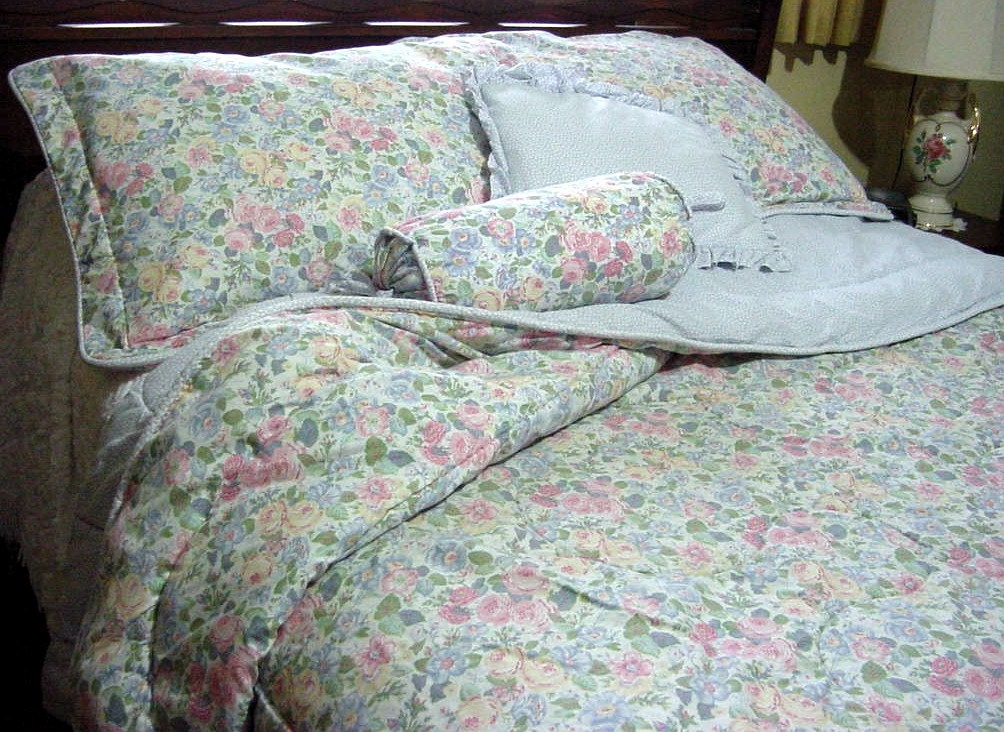 Vintage Laura Ashley QUARTET Queen Comforter Quilt English