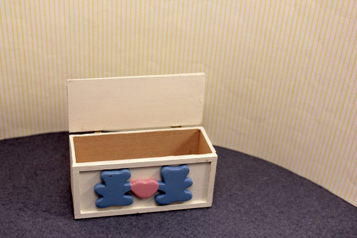 toy chest nursery