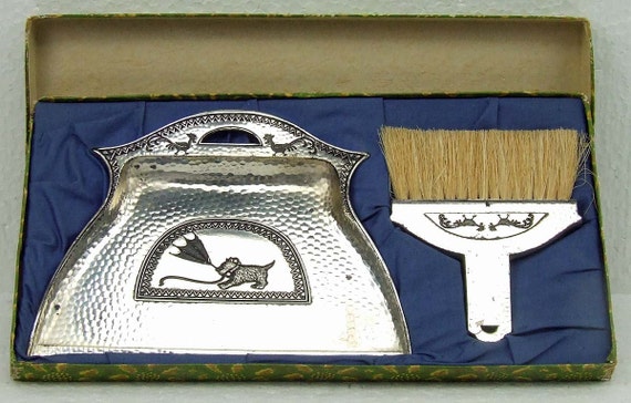 Vintage Crumb and Brush Dust Pan Set Scottie Scotty Dog and Roosters Original Box Kitsch ATCTTEAM
