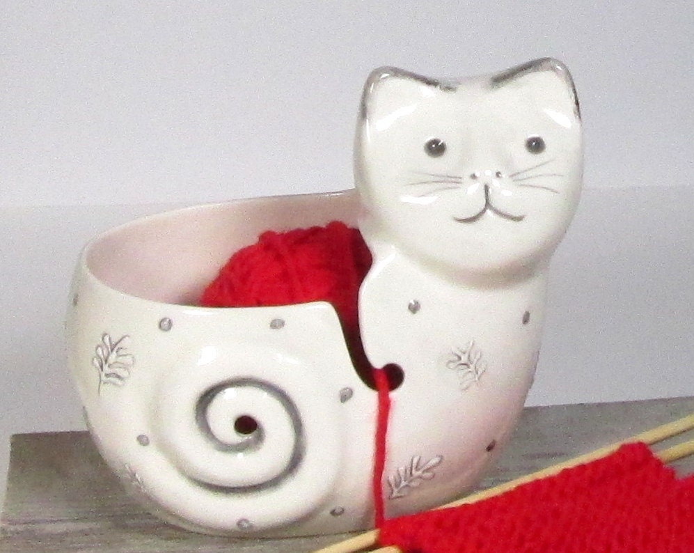 cat yarn bowl Ready to ship