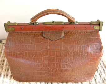 Gorgeous French Doctor Bag French Antique LEATHER Travel Bag early 20th century - computer bag - satchel bag - messenger bag