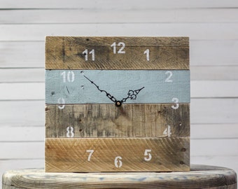 ORIGINAL Reclaimed Pallet Wood Wall Clock (Interesting Aqua)