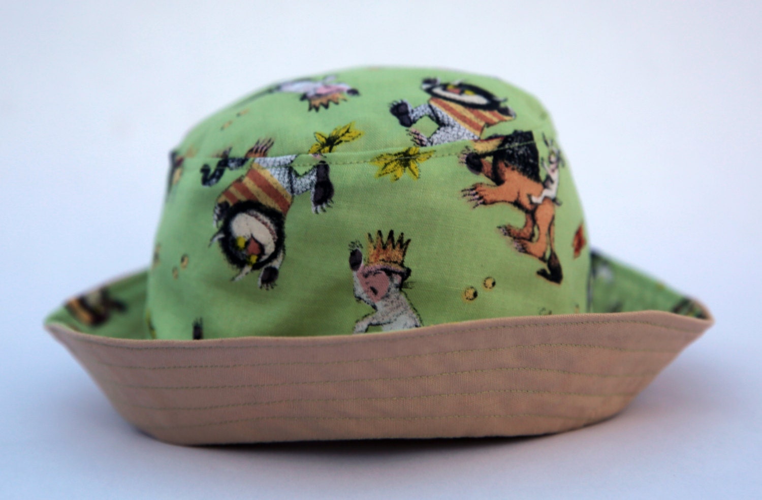 Child Reversible Bucket Hat/Sun Hat Pale Green by gabasaurusrex