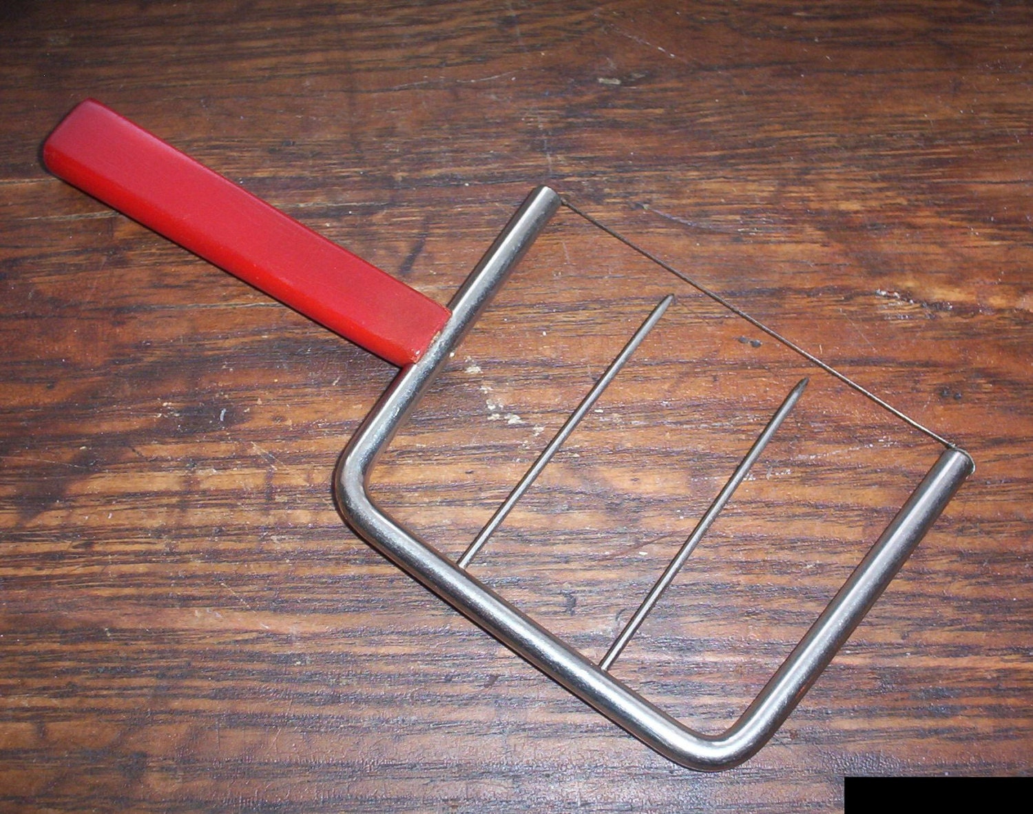 Vintage Schneider red Bakelite handle cheese knife cheese slicer cuter