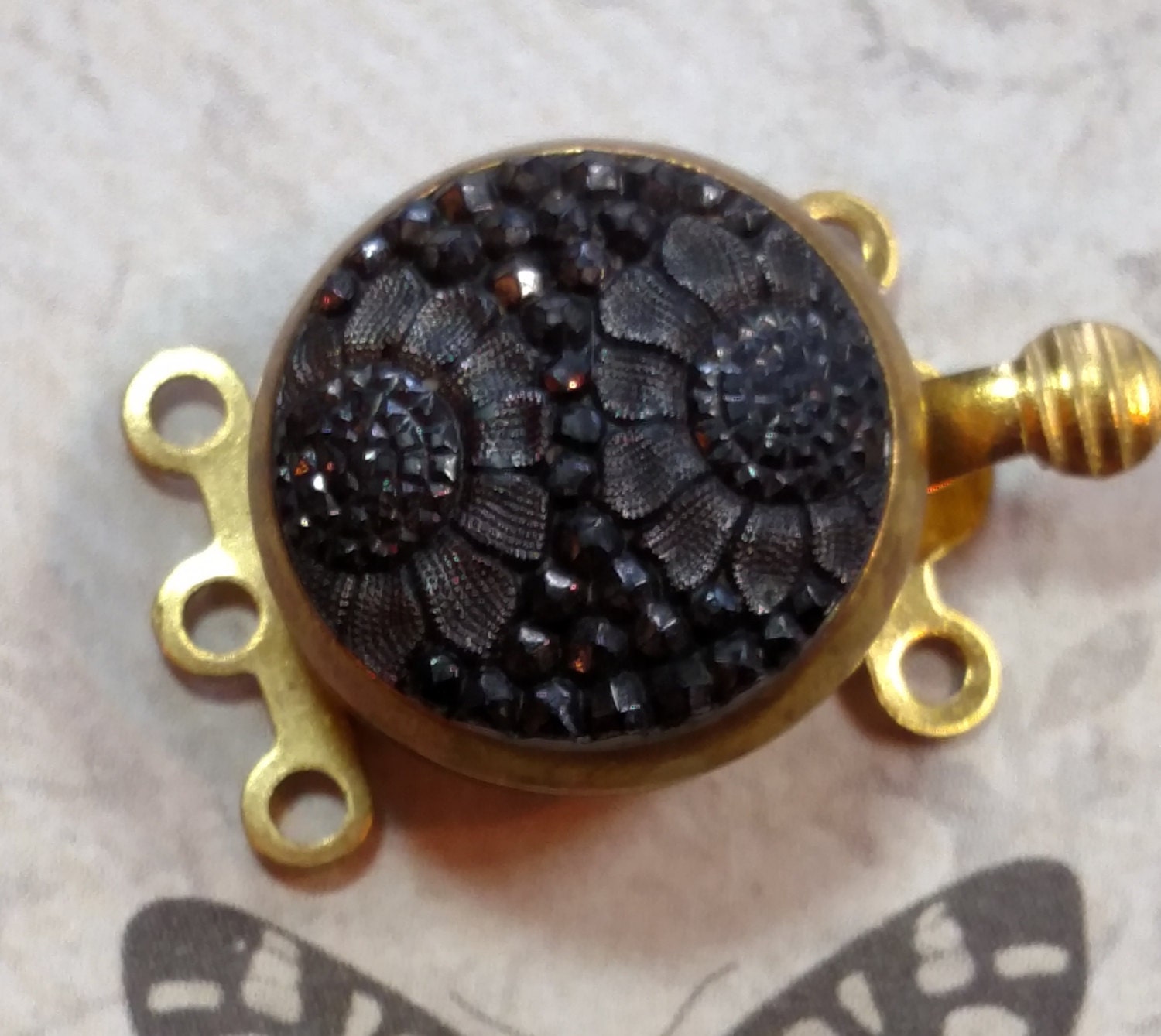 Victorian button clasp-jewelry makers clasps-antique button