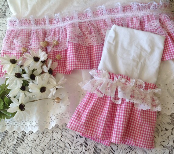 Twin Pink Gingham Dust Ruffle Set Pillowcase by picadillymarket