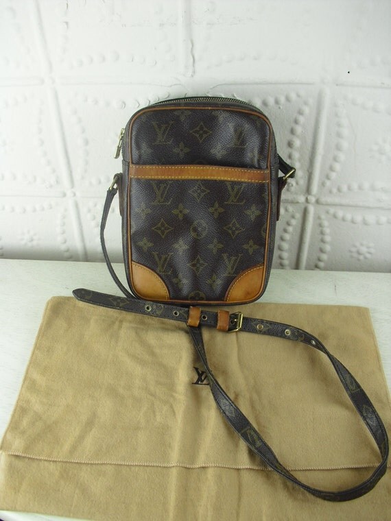 Louis Vuitton vintage crossbody bag
