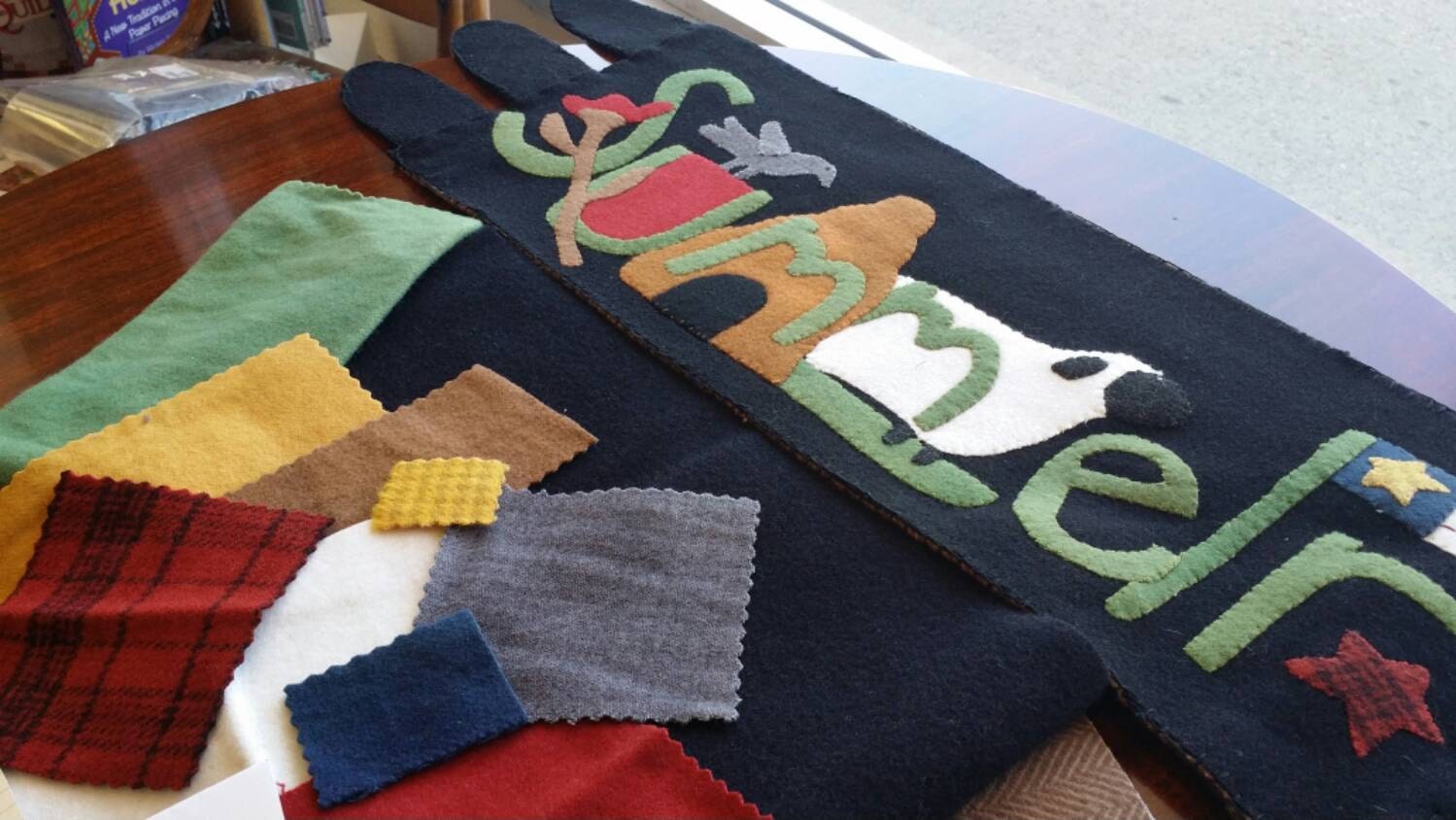 Summer Wool Runner Kit Wool Appliqué Buttermilk Basin by HQSquilts