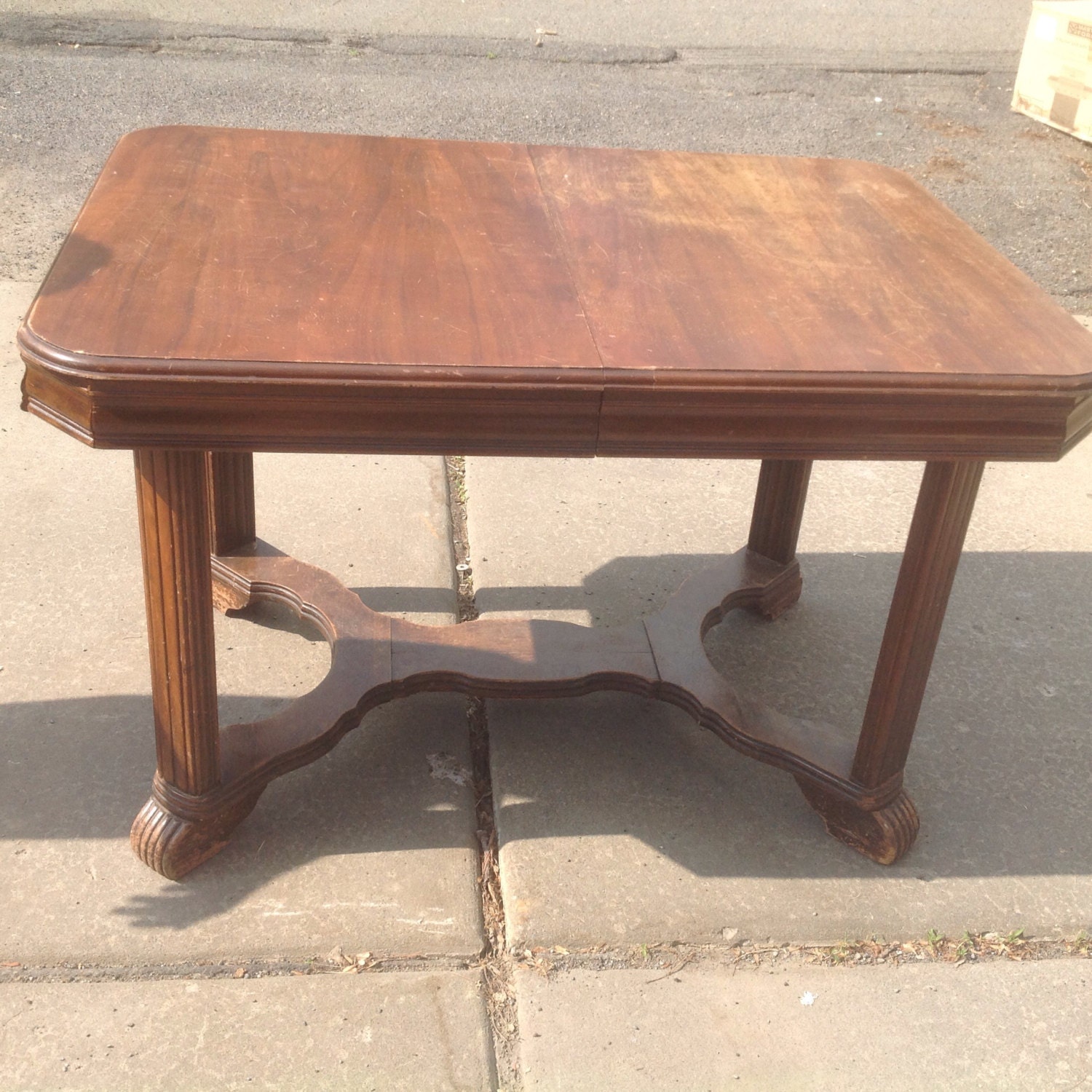 Vintage Mahogany Table with middle extending leaf and Heavy Pedestal ...