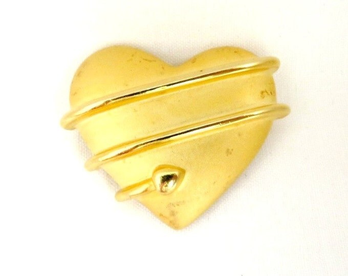 Vintage Tara Gold Tone Heart and Arrow Brooch, Matte Love Heart Pin