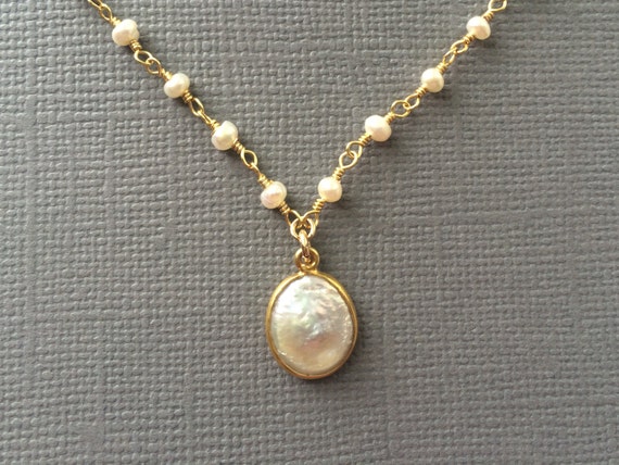 Freshwater Pearl Pendant and Chain Gold Necklace