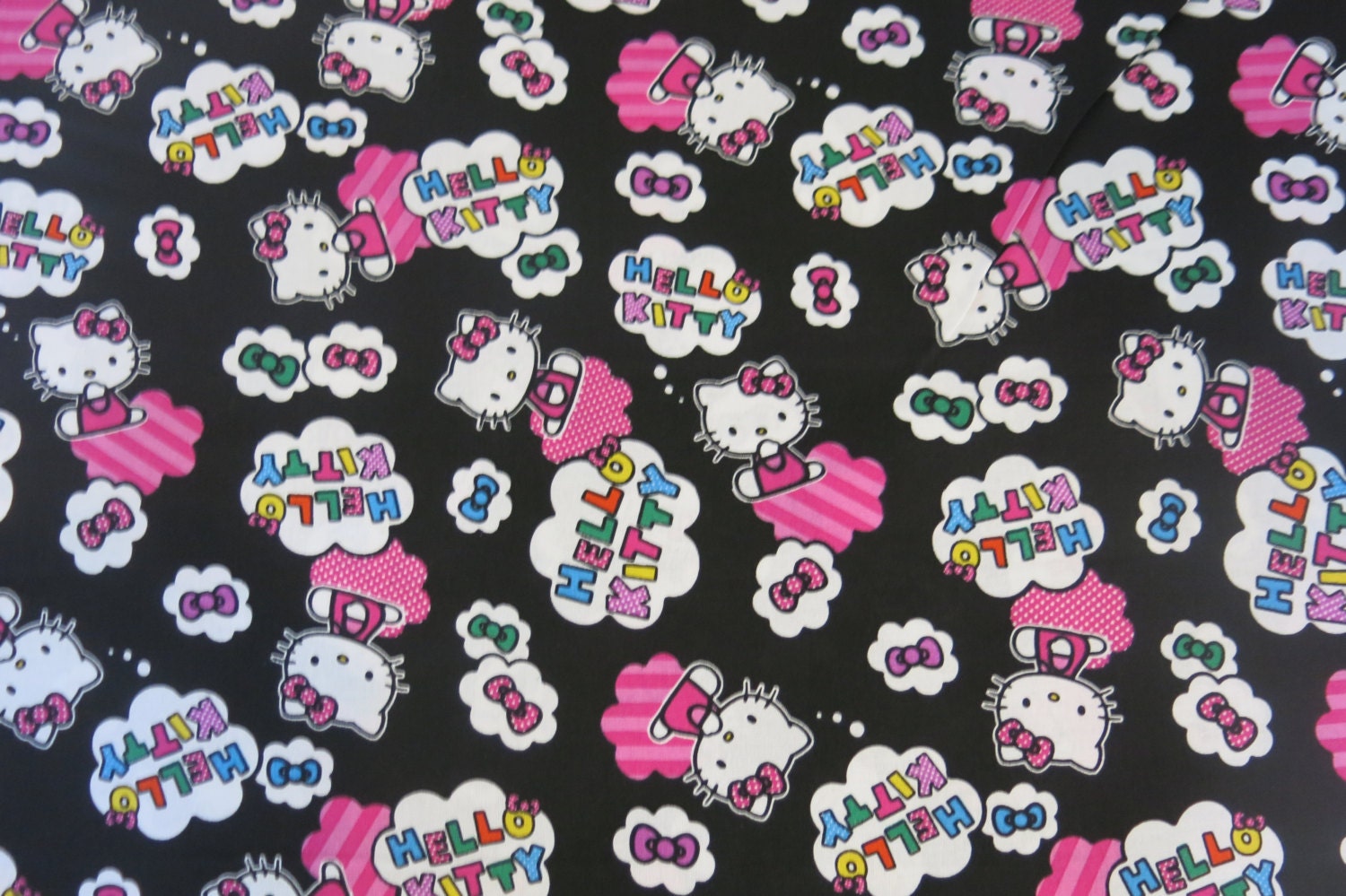 1 2 yard of 100 cotton Hello  Kitty  fabric 