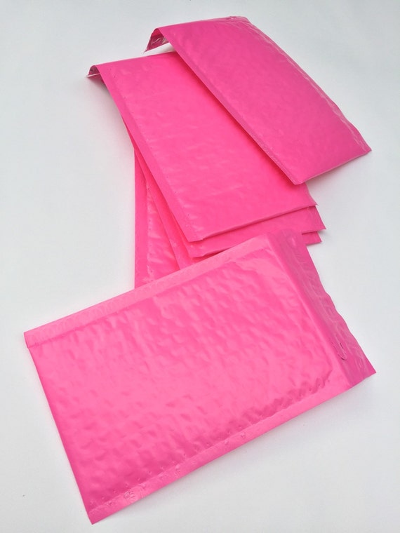 100 4x8 Hot Pink Glossy Poly Bubble Mailers 4x8 by ShipAway