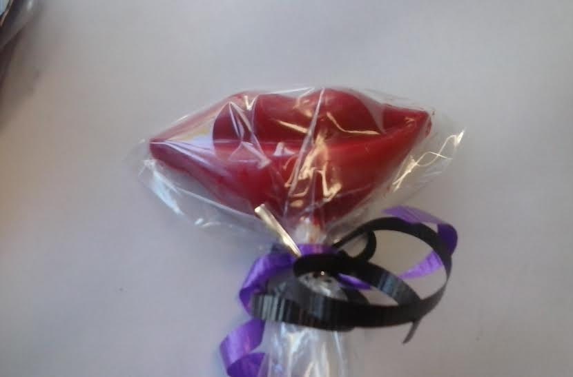 12 True Love's Kiss LollipopsPerfect for