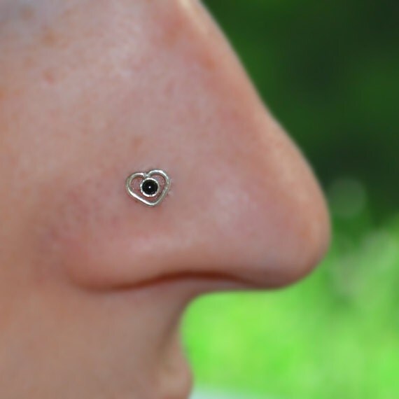 Onyx Heart Nose Stud - Silver Nose Ring 20 gauge - Tragus Earring - Cartilage Earring - Forward Helix Earring - Nose Screw - Nose Piercing