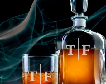 Whiskey Decanter Set Engraved - Engraved Decanter and Whiskey Glass Set - Whiskey Decanter Set - Custom Decanter Set - Engraved Decanter Set