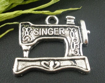 4 Sewing Machine Charms Sewing Pendants Seamstress Tool Tailor Charm 4363
