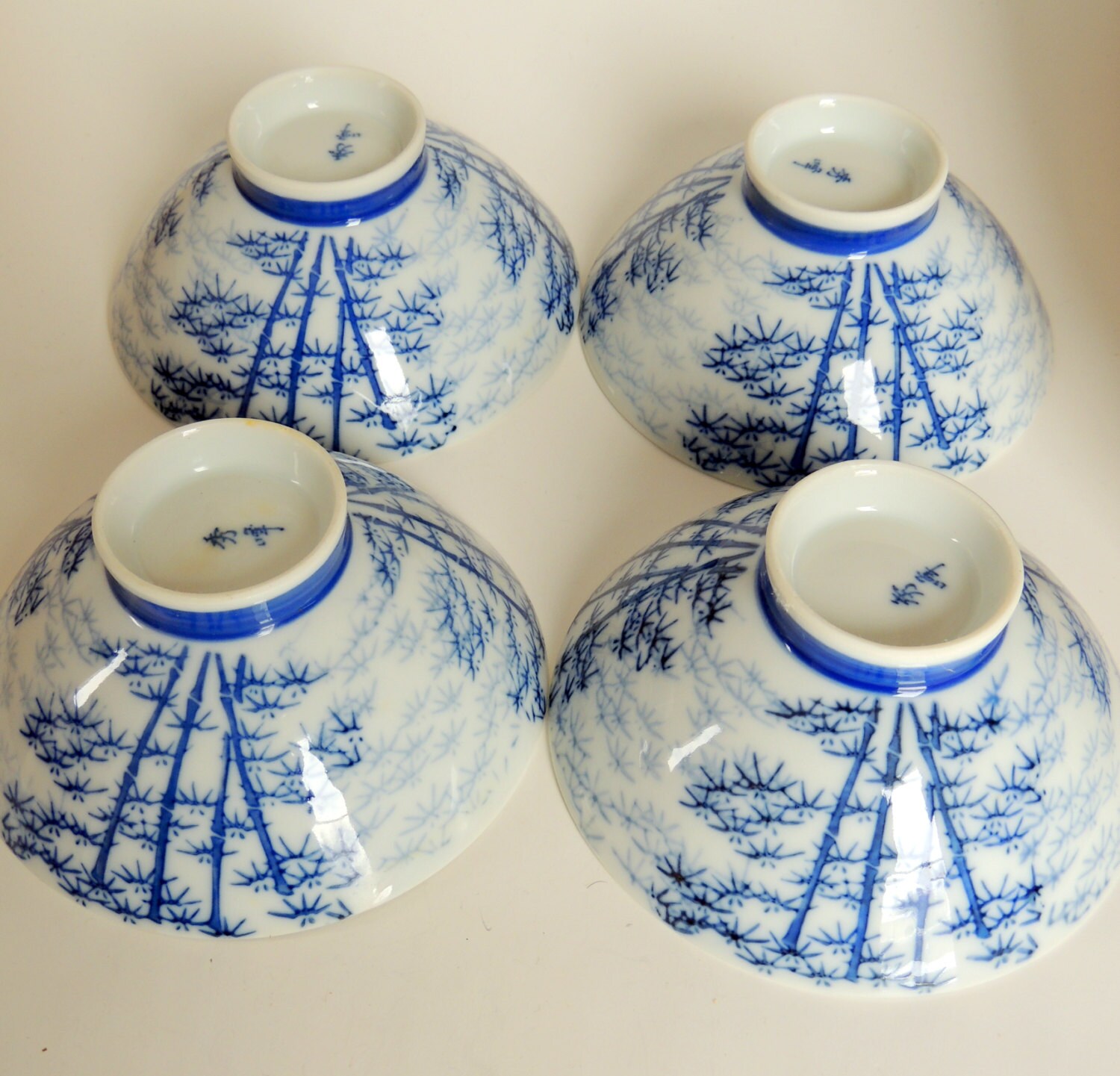 Vintage Japanese Rice Bowls Set of 4 by VinteCleCtiC on Etsy