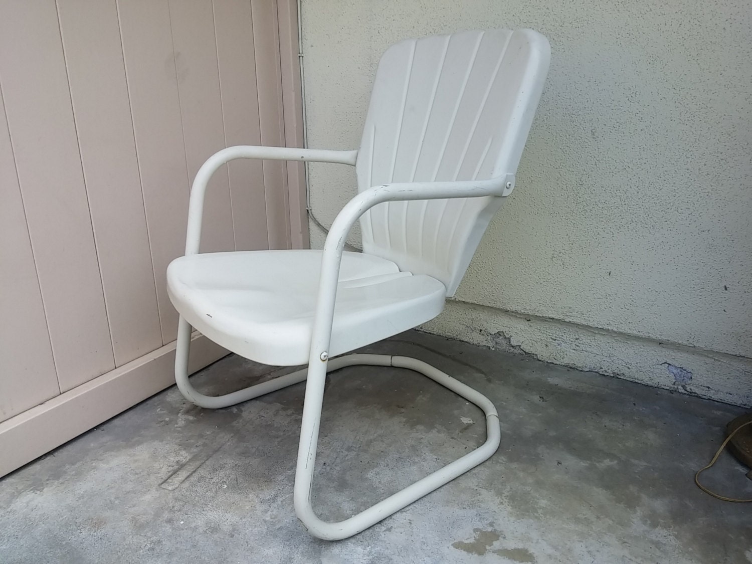 Vintage Metal 1950s Shell Back Lawn Chair Garden Furniture Patio Chair