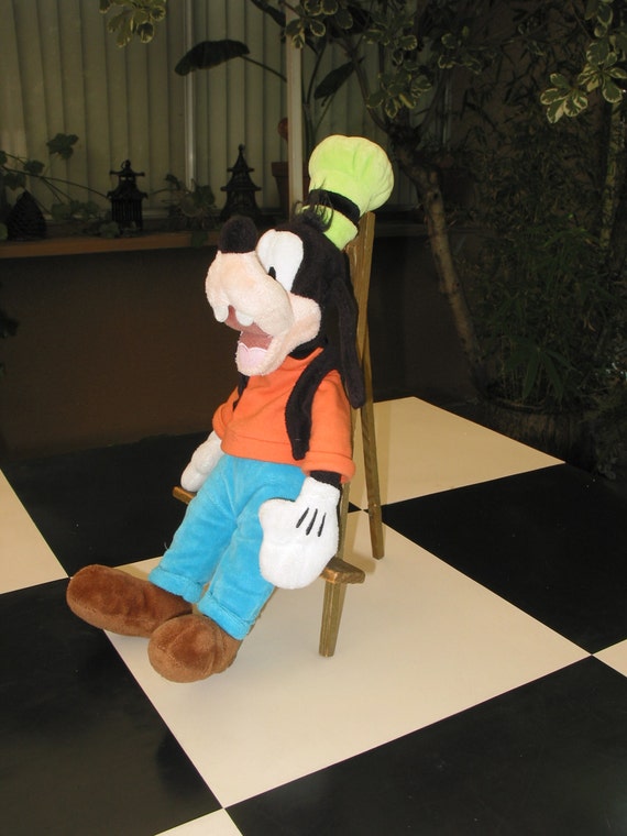 stuffed goofy