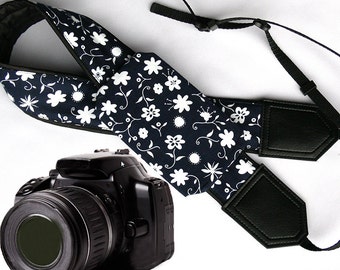 Floral Camera strap with pocket. White stylized Flowers camera strap. DSLR / SLR Camera Strap. Camera accessories.