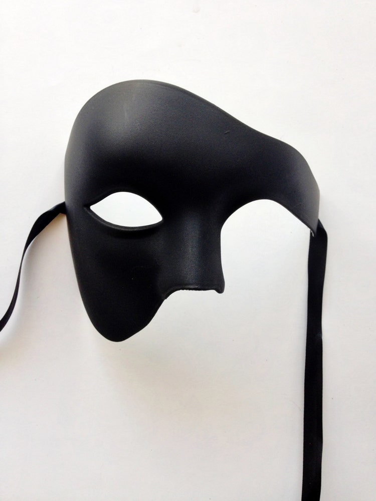 black phantom of the opera mask