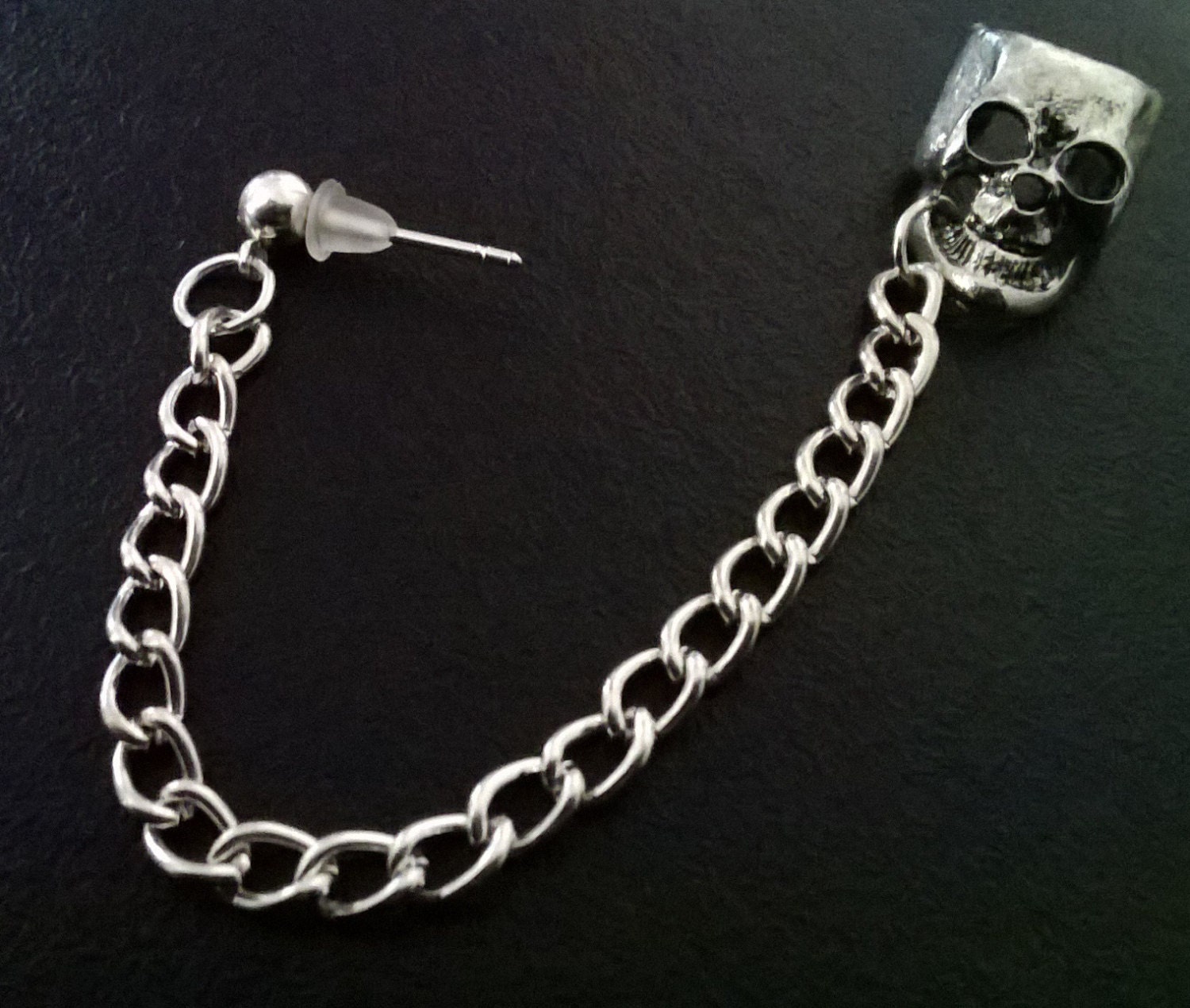 Gothic skull chained silver ear cuff stud earring