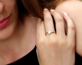 Pearl ring,gold ring,stack ring,simple pearl rings,delicate ring,everyday ring,freshwater pearl stacking ring,bridal ring