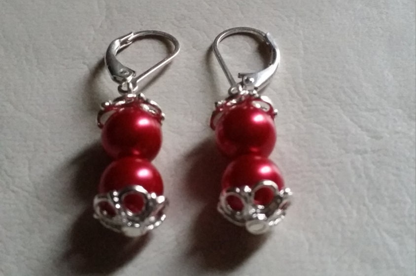 Elegant Red Earrings