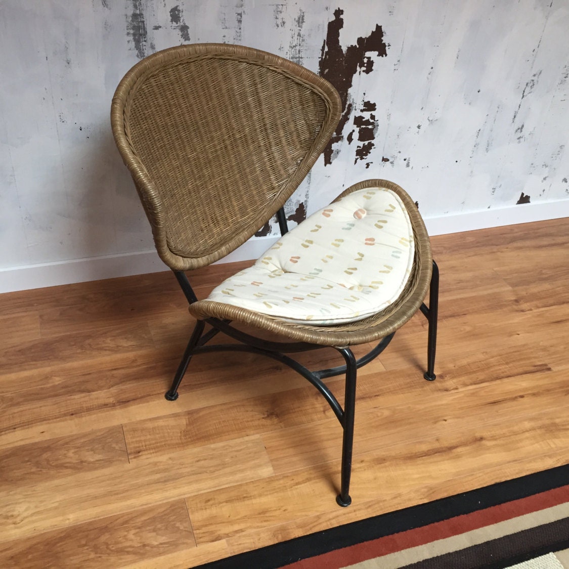 blow up shell chair
