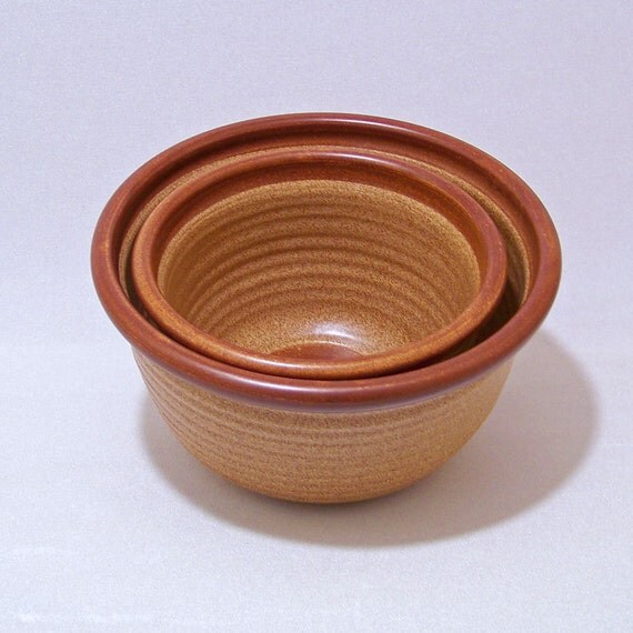 Warm Brown Serving and Mixing Bowl set of 1 and 2 quart bowls.