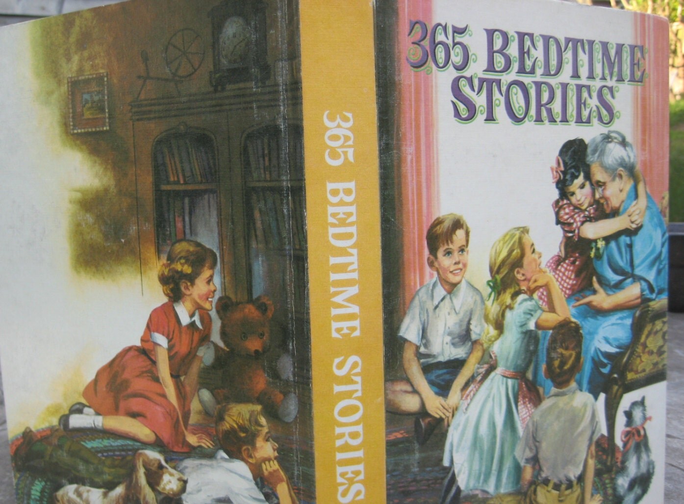 365 Bedtime Stories By Nan Gilbert Goodreads 365 Bedtime Stories By Nan Gilbert Goodreads