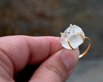 Raw Fluorite Ring, Raw Stone Ring, Stackable Gemstone Ring, Solitaire Ring, Gift For Her, Boho Chic Ring, Bohemian Jewelry, Solitaire Ring