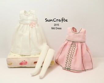 Handmade Middie (solid colors) Blythe Dress by SunCrafte Spring 2015