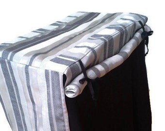 Bird Cage Cover Roll Up Front
