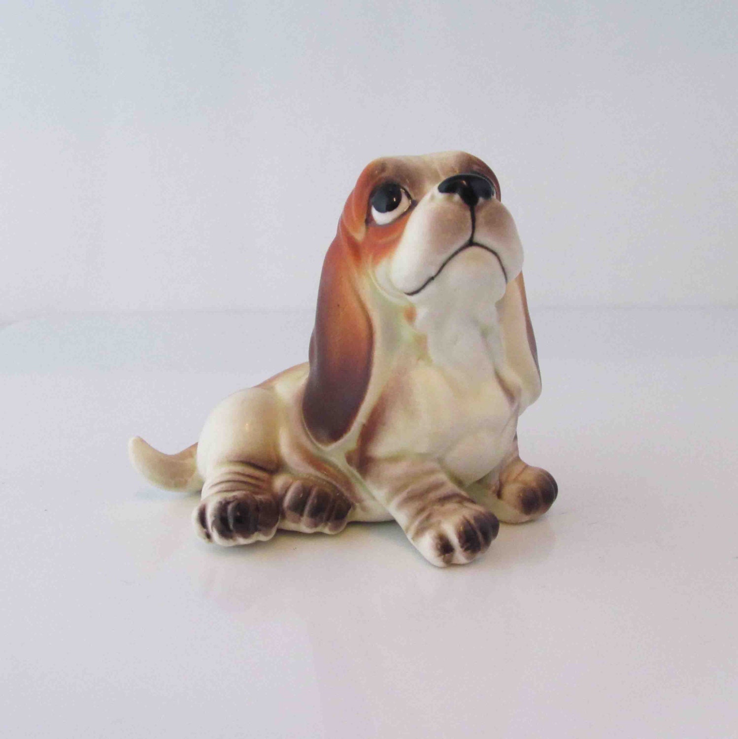 basset hound dog figurine