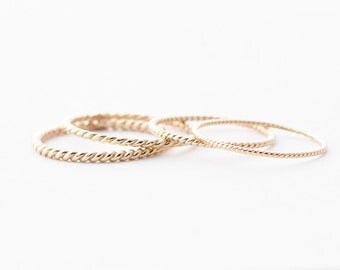 White Gold Wedding Bands: 18K Twist