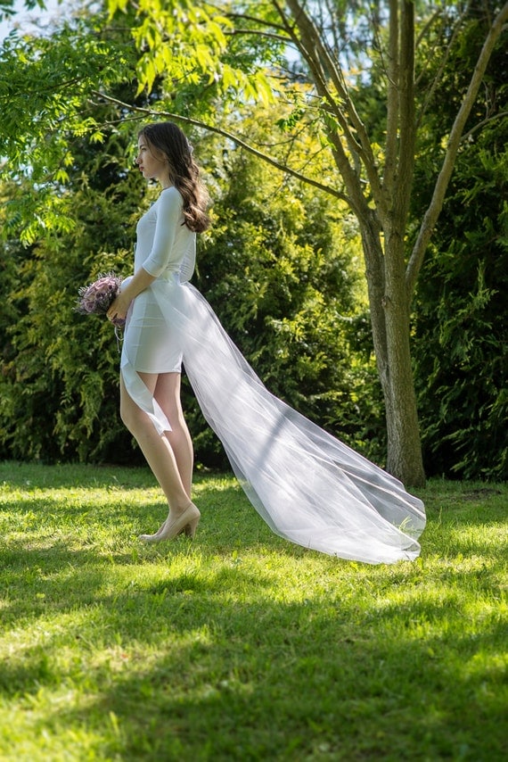 detachable tulle train