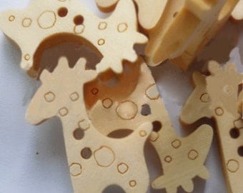 12pcs--Girafe Wooden Buttons, Blanched Almond (B31-3)