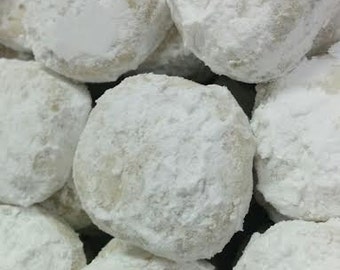 Mexican Wedding Cookies with Pecans (Sand Tarts)