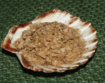 English Oak Shavings for the Oak King, Strenght & Courage - Spellwork, Charms or Incense - Pagan, Wicca, Witchcraft
