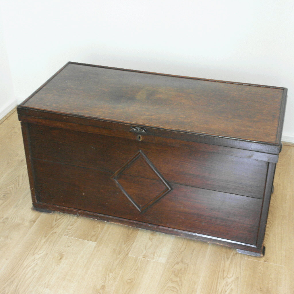 Vintage wooden bedding box/ottoman/chest with diamond pattern to front