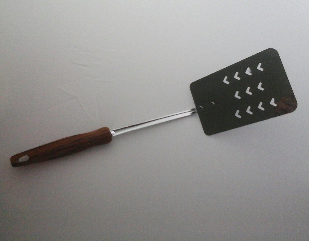 Vintage Slotted Spatula. EKCO Stainless Steel USA. Beautiful