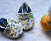 Soft Sole Baby Shoe Cotton soft shoes, Choose color Blue Yellow fox Baby boy Shoes Baby Slippers Shower gift Organic Cotton Baby boy girl Soft Sole Baby Shoe Cotton soft shoes, Choose color Blue Yellow fox Baby boy Shoes Baby Slippers Shower gift Organic Cotton Baby boy girl