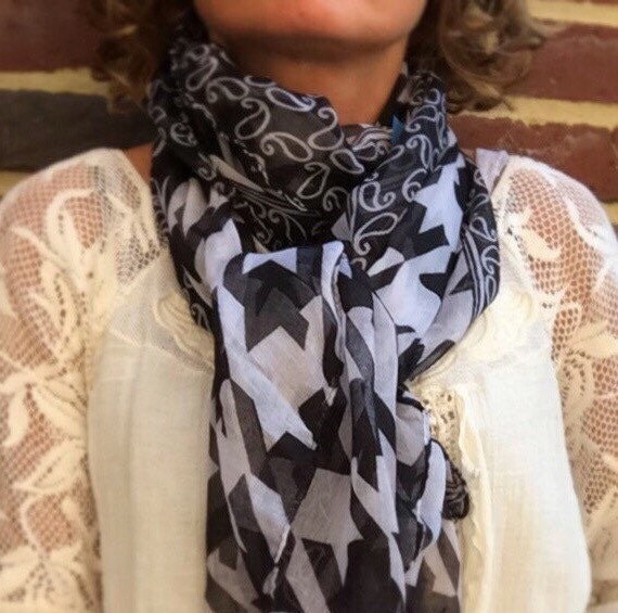 Black white scarf Geometric print Soft scarf Summer by DeLuxscarf